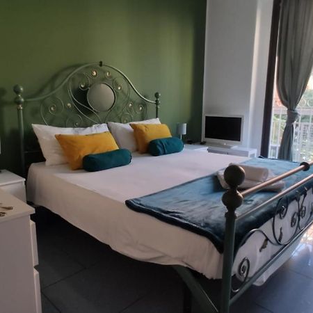 Luxury Catania Panzió Kültér fotó