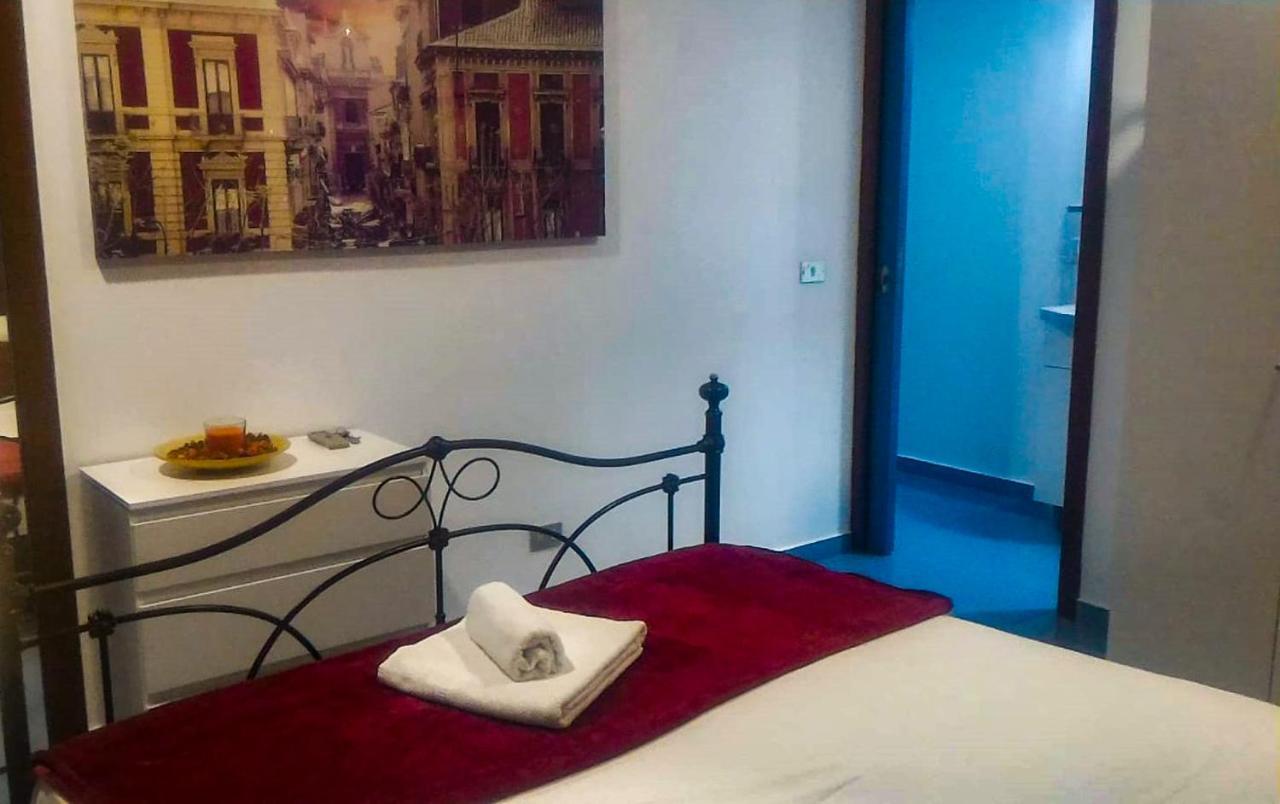 Luxury Catania Panzió Kültér fotó
