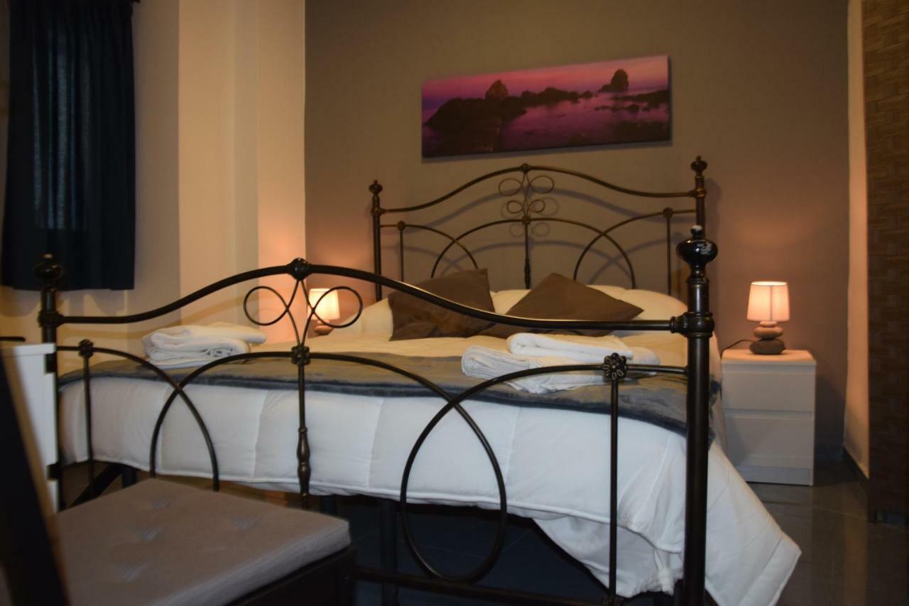 Luxury Catania Panzió Kültér fotó