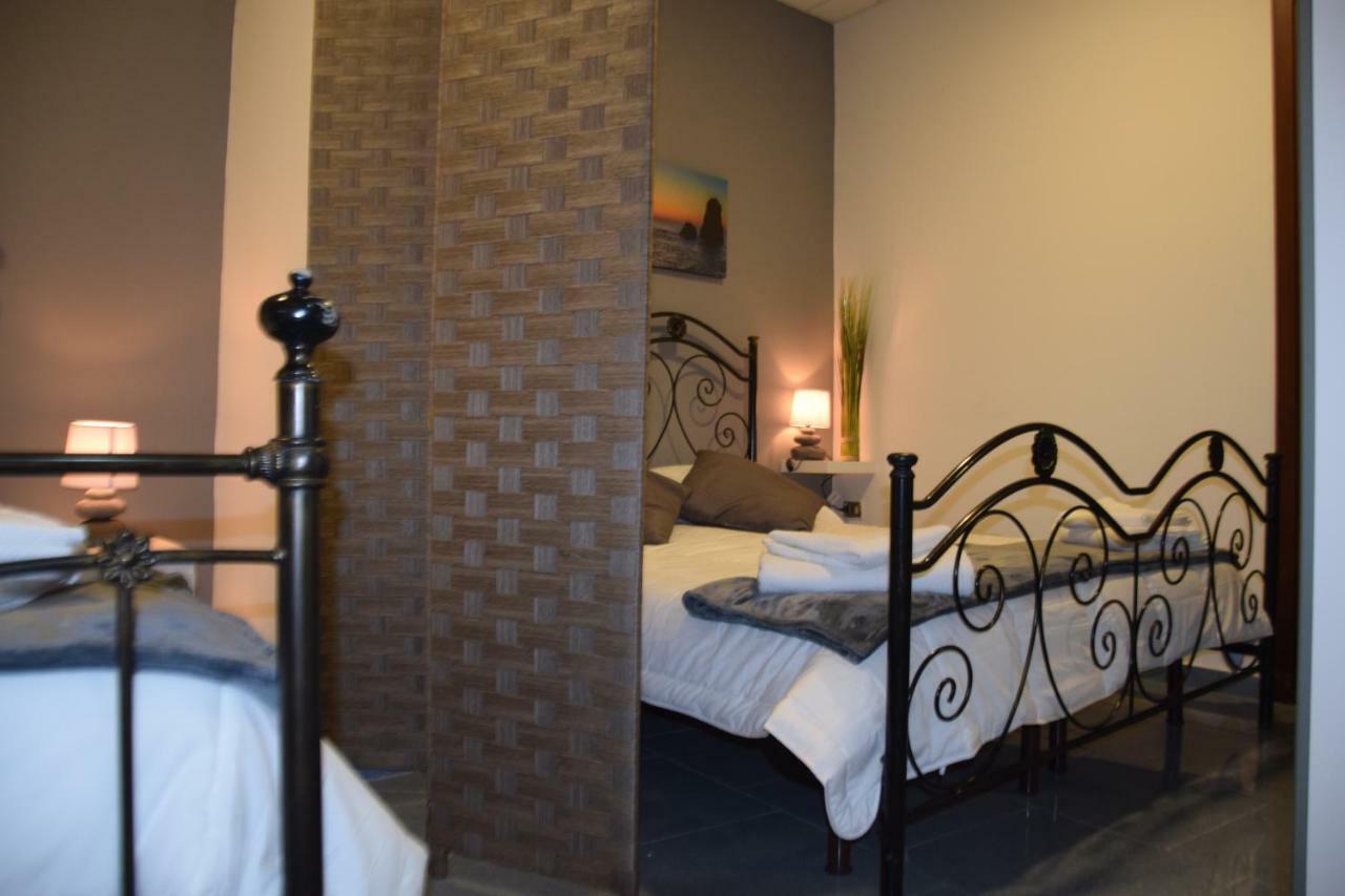 Luxury Catania Panzió Kültér fotó
