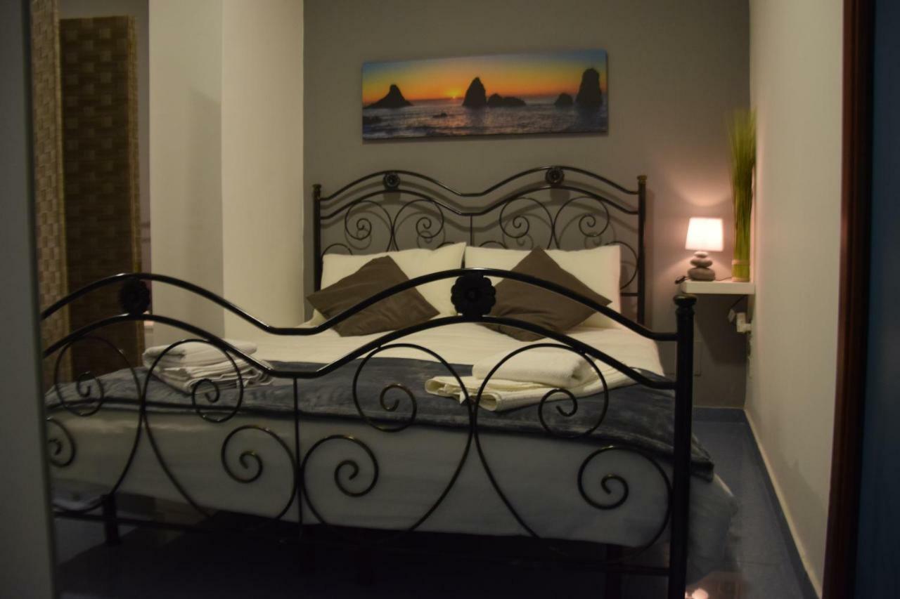 Luxury Catania Panzió Kültér fotó