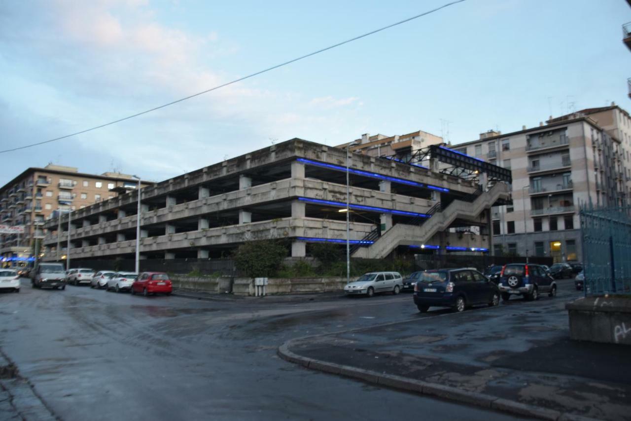Luxury Catania Panzió Kültér fotó