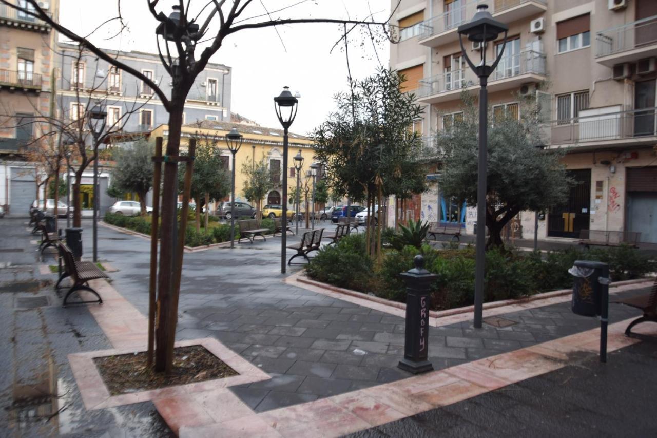 Luxury Catania Panzió Kültér fotó