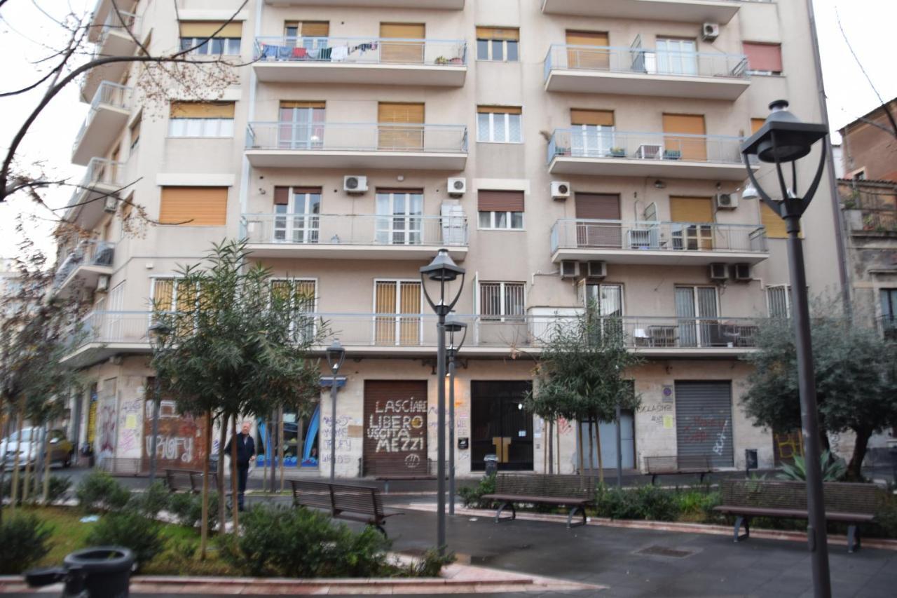 Luxury Catania Panzió Kültér fotó